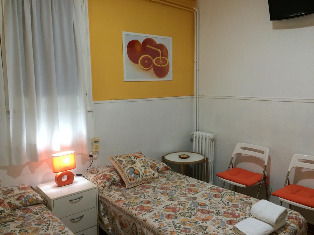 Hostal Valls Barcelona Rom bilde