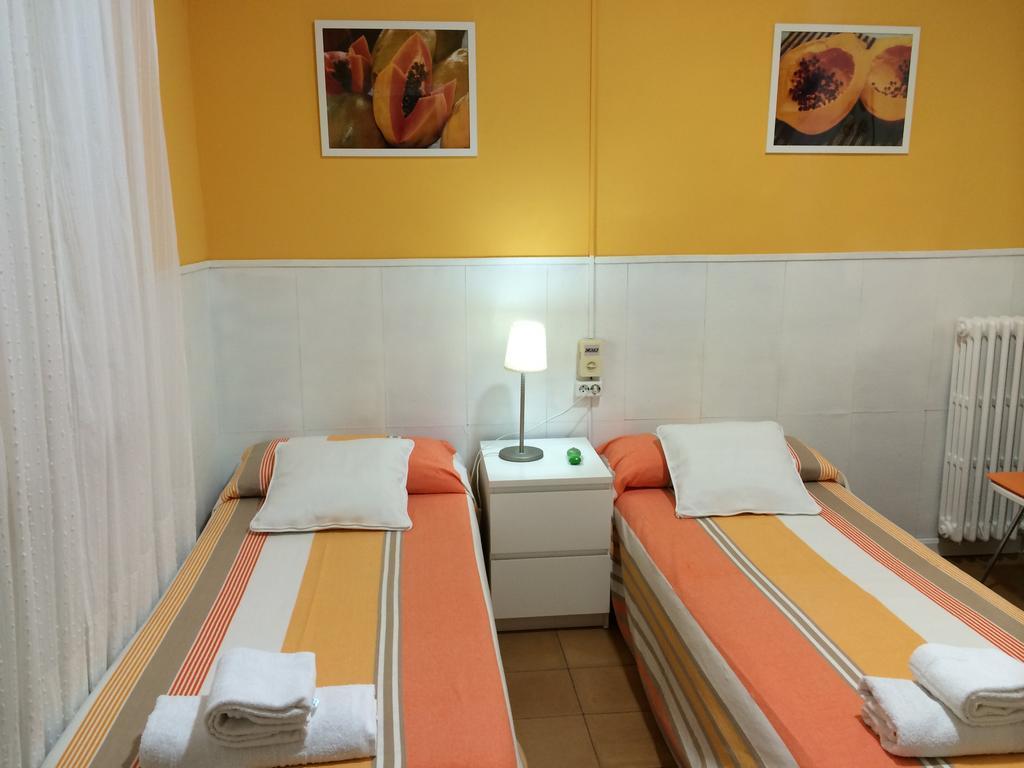 Hostal Valls Barcelona Eksteriør bilde