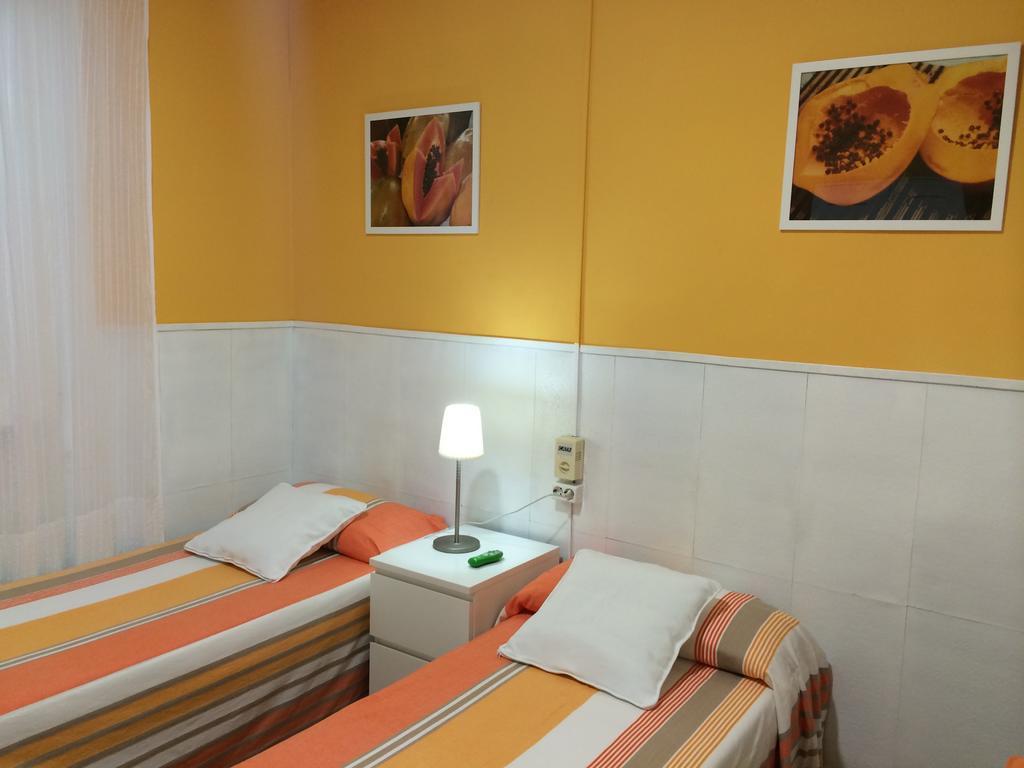 Hostal Valls Barcelona Eksteriør bilde