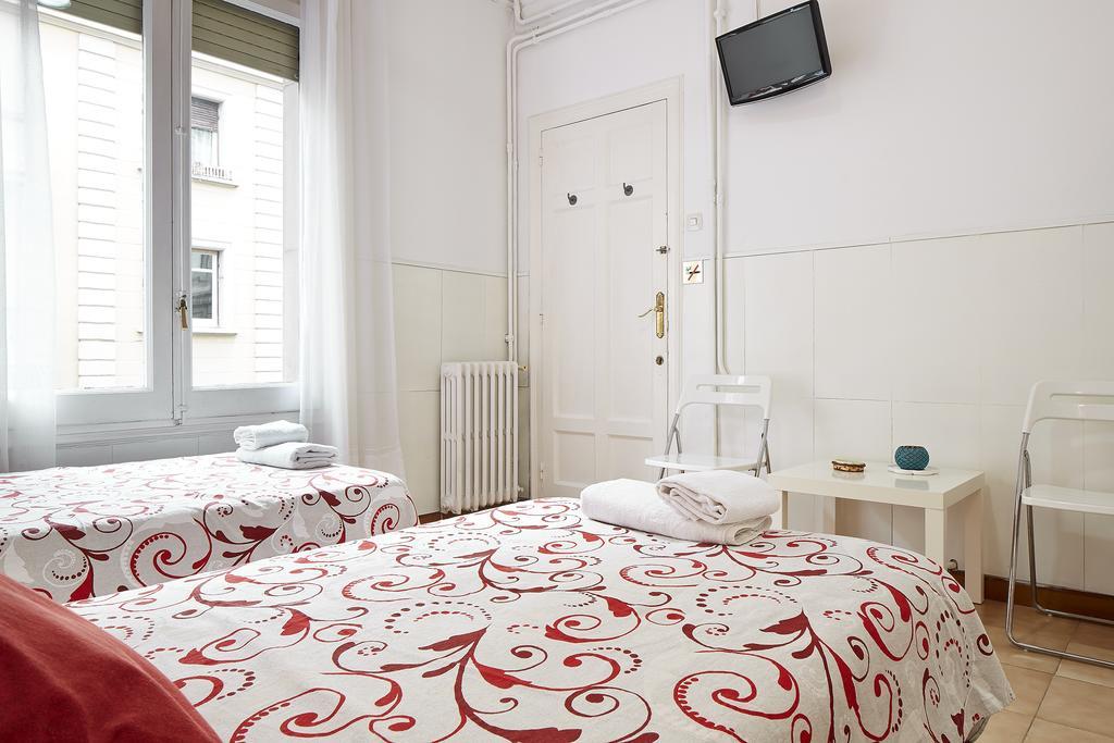 Hostal Valls Barcelona Eksteriør bilde