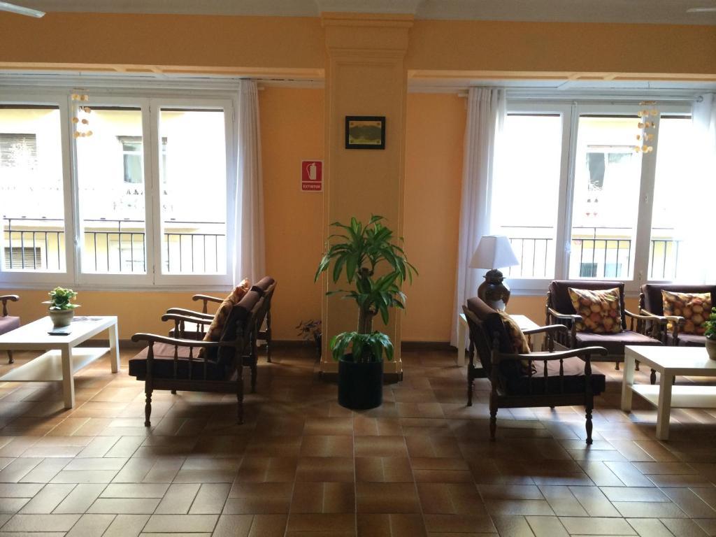 Hostal Valls Barcelona Eksteriør bilde